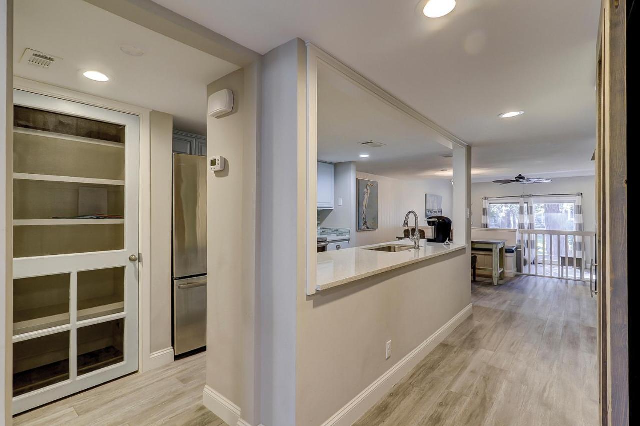 Luxury Updated New Kitchen New Floors, New Tvs, Bikes & Beach Gear Included Гілтон-Гед-Айленд Екстер'єр фото